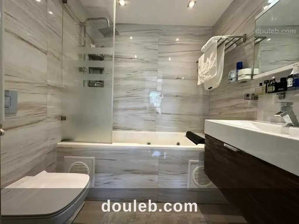 Très luxueux appartement s2 meublé à soukra parc - Miniature 4