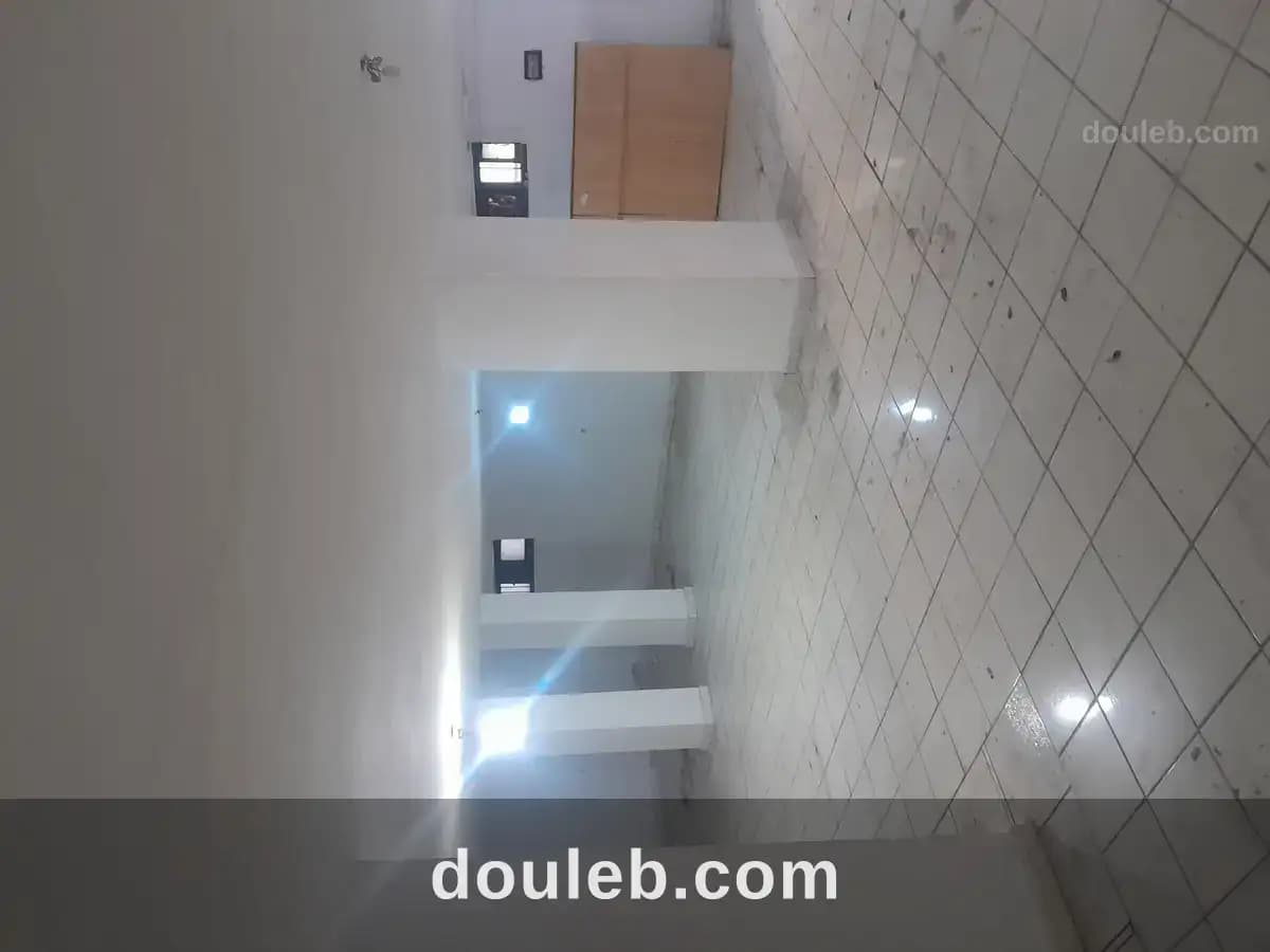 Local commercial dépôt - Photo 1