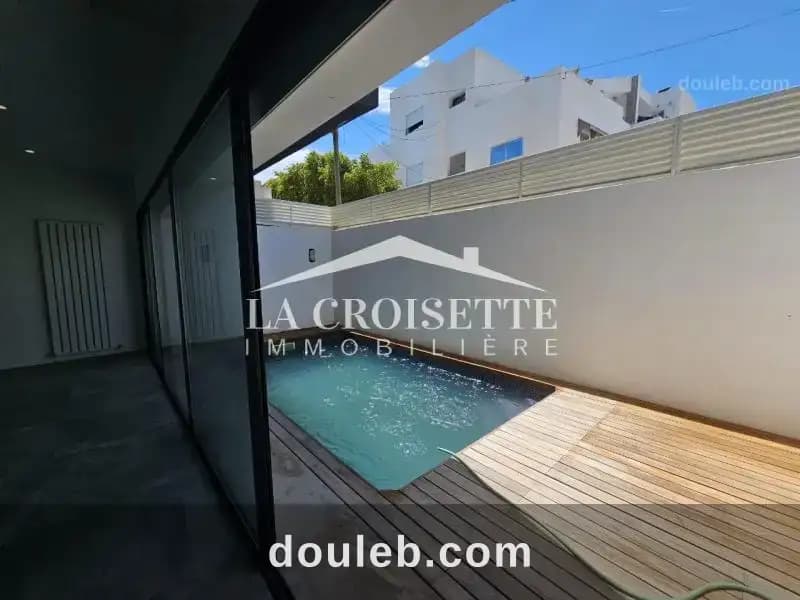 Triplex s5 avec piscine à gammarth mdl0570 - Photo 1