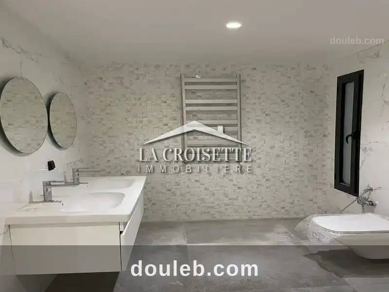 Triplex s5 avec piscine à gammarth mdl0570 - Miniature 5