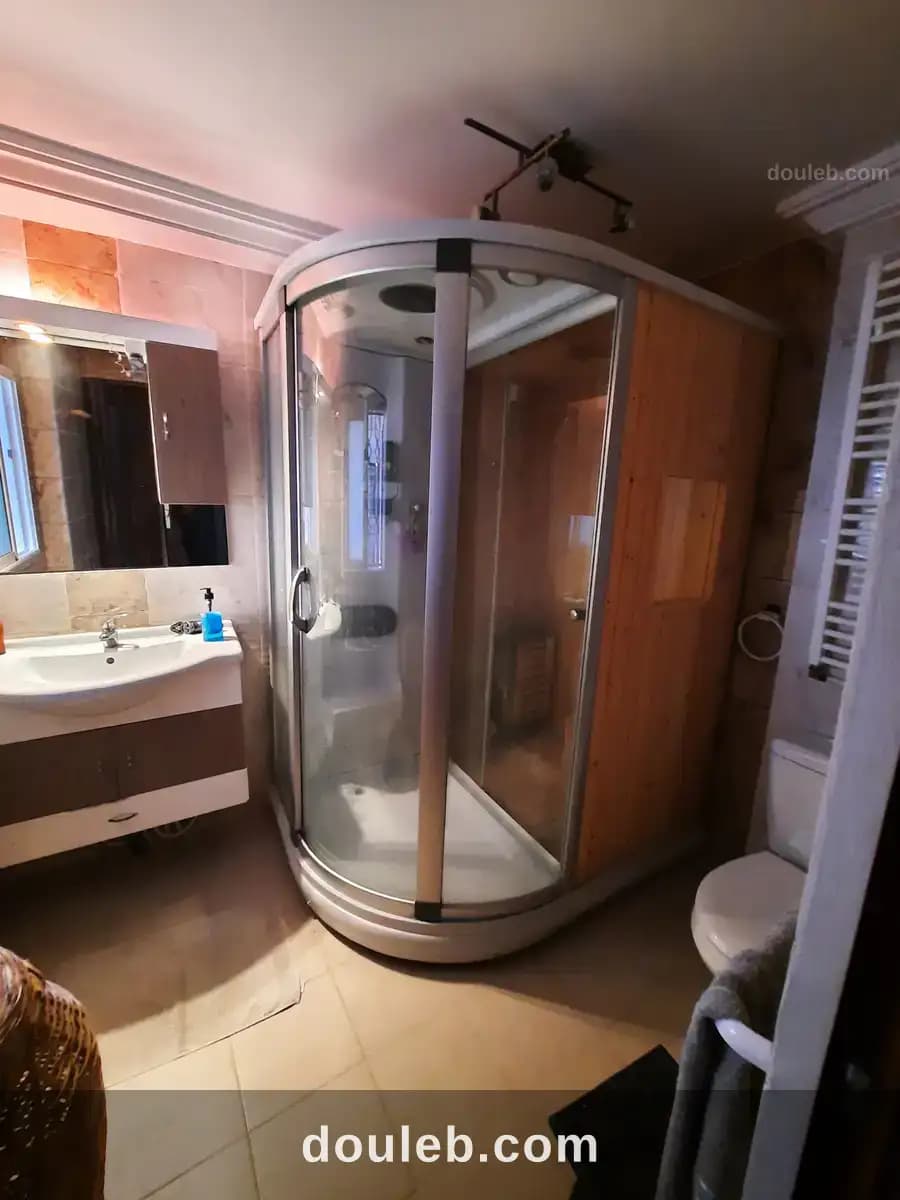 Villa spacieuse avec piscine a cité ennaser 2 - Miniature 5
