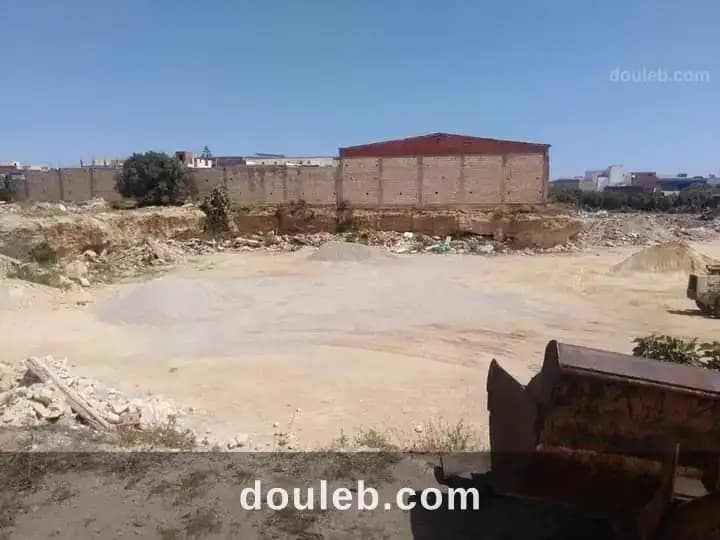 Terrain nu pour projet industriel ou autre - Photo 1