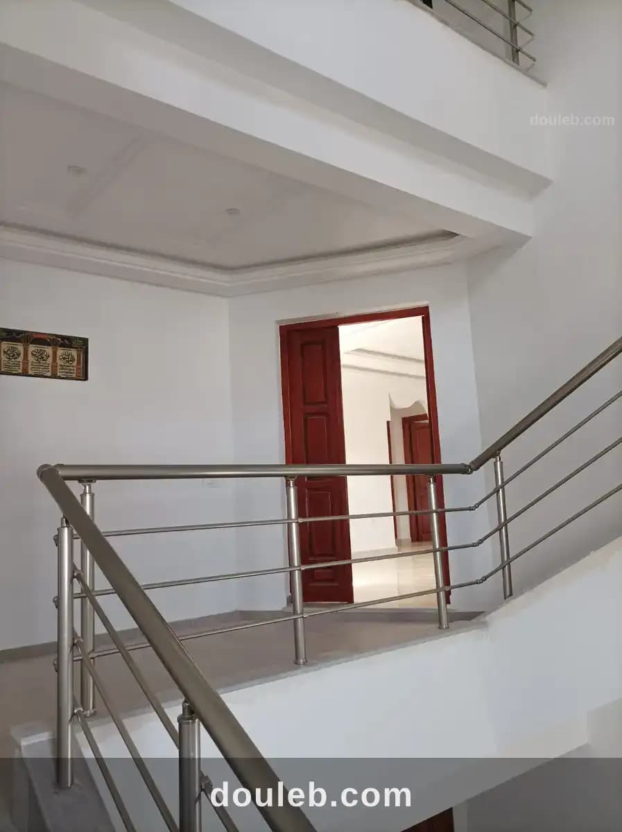 Beau et spacieux appartement haut standing neuf - Photo 1