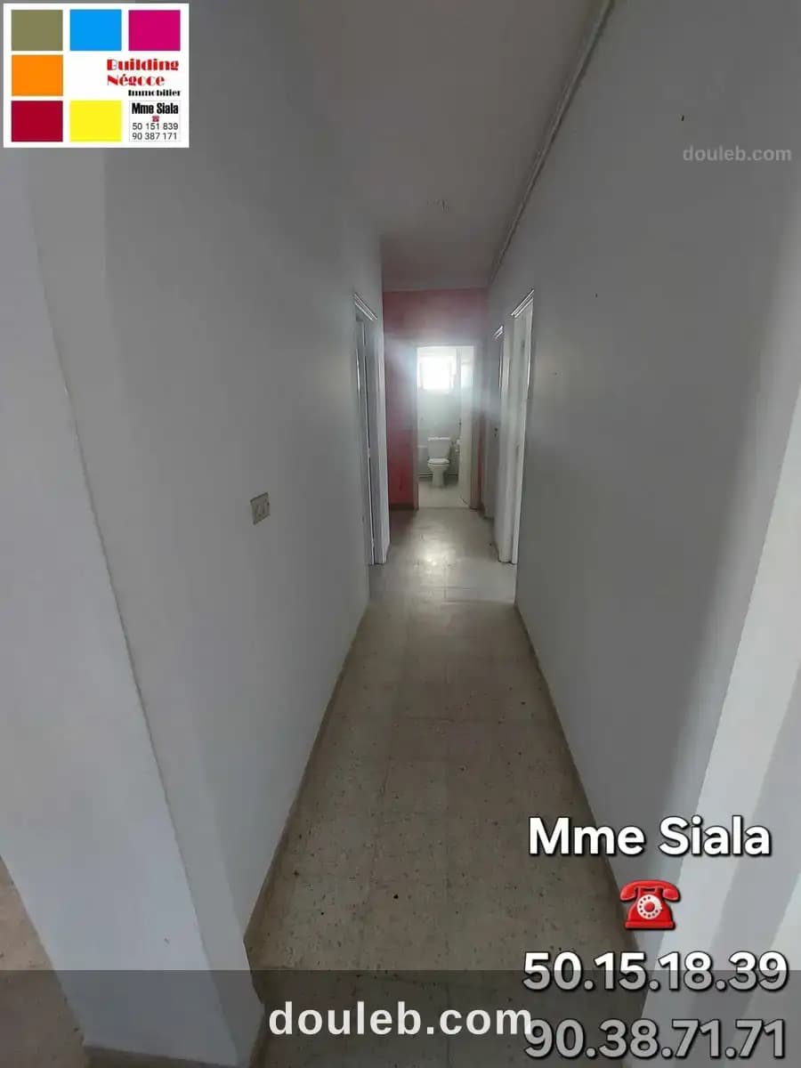 Riadh el andalous spacieux appt s4 bien situé - Photo 1