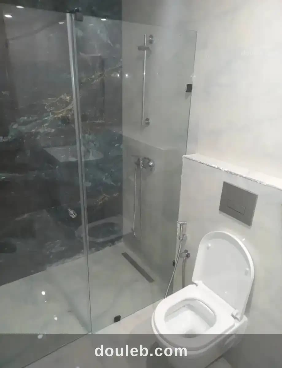 Un appartement vide nouvelle soukra jamais habitè - Photo 1