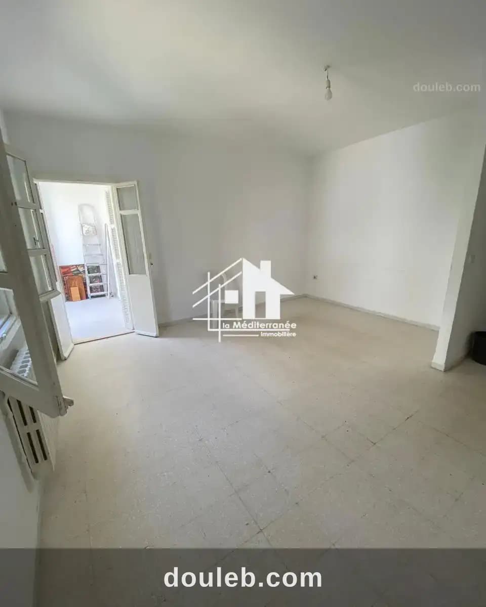 Appartement s3 situé au 1ère étage - Photo 1