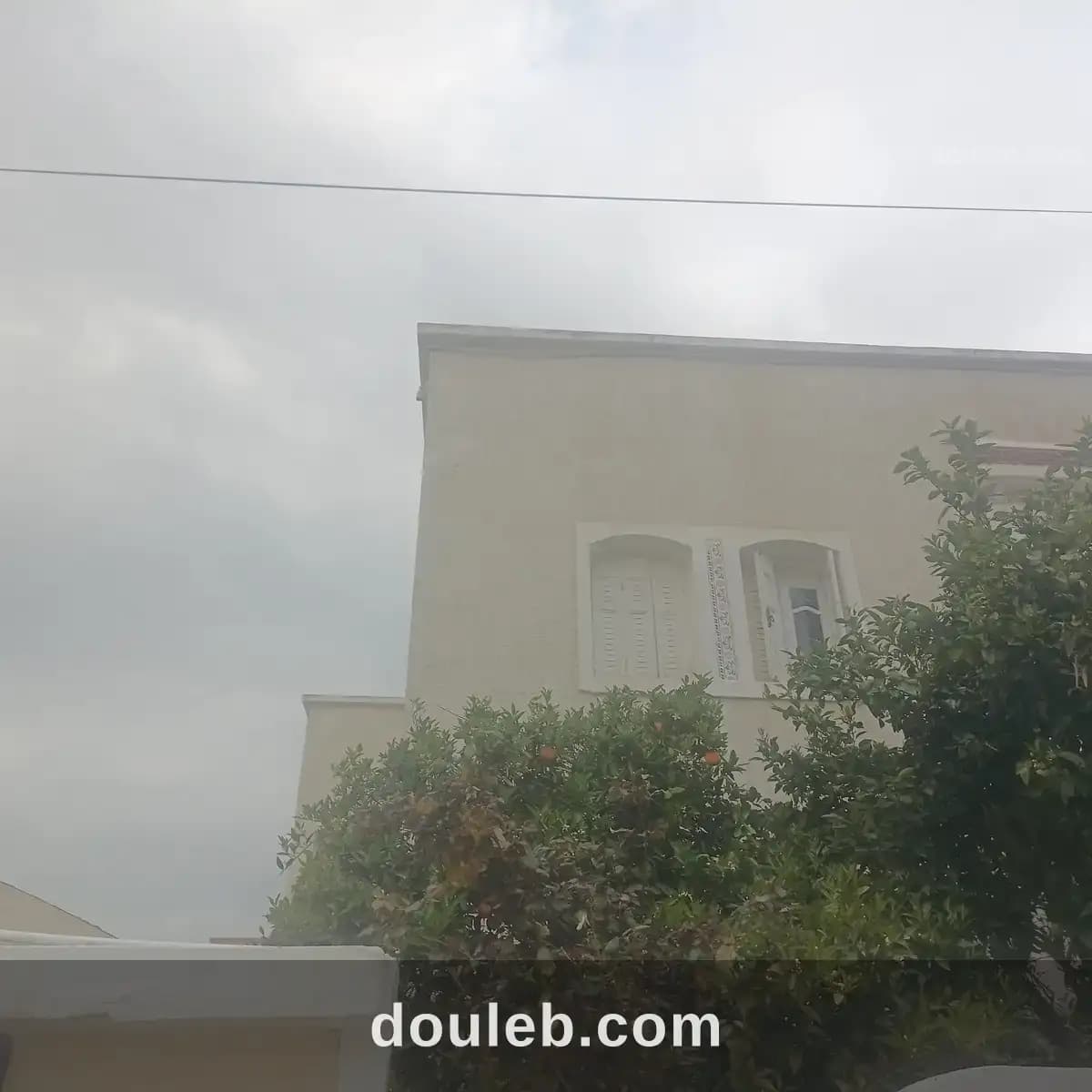 Quartier chic belle maison - Photo 1
