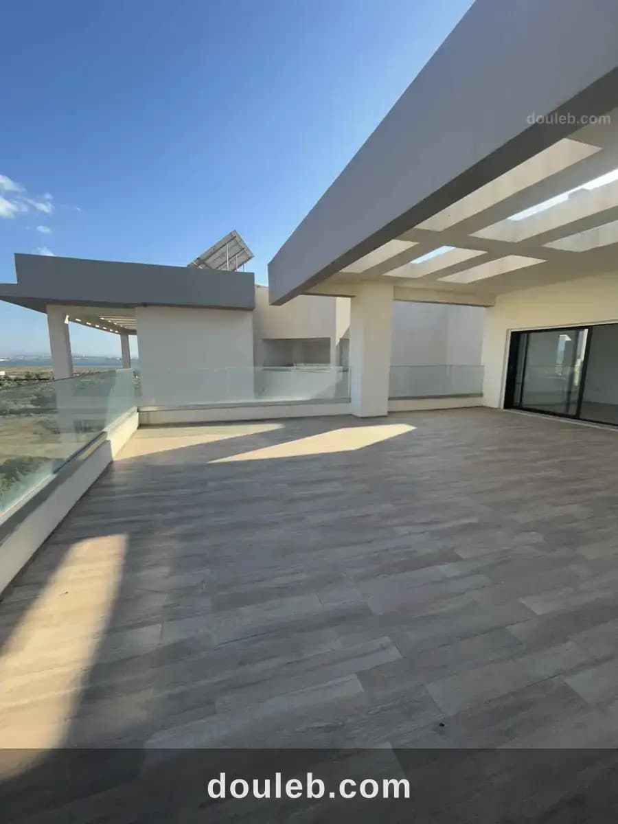 Penthouse de prestige au jardins de carthage - Miniature 3