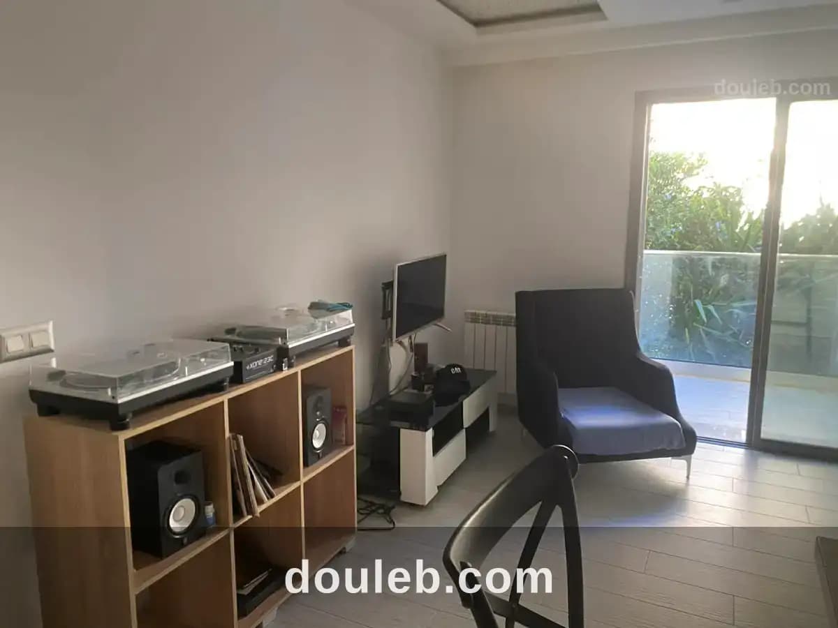 Studio meublé - Miniature 3