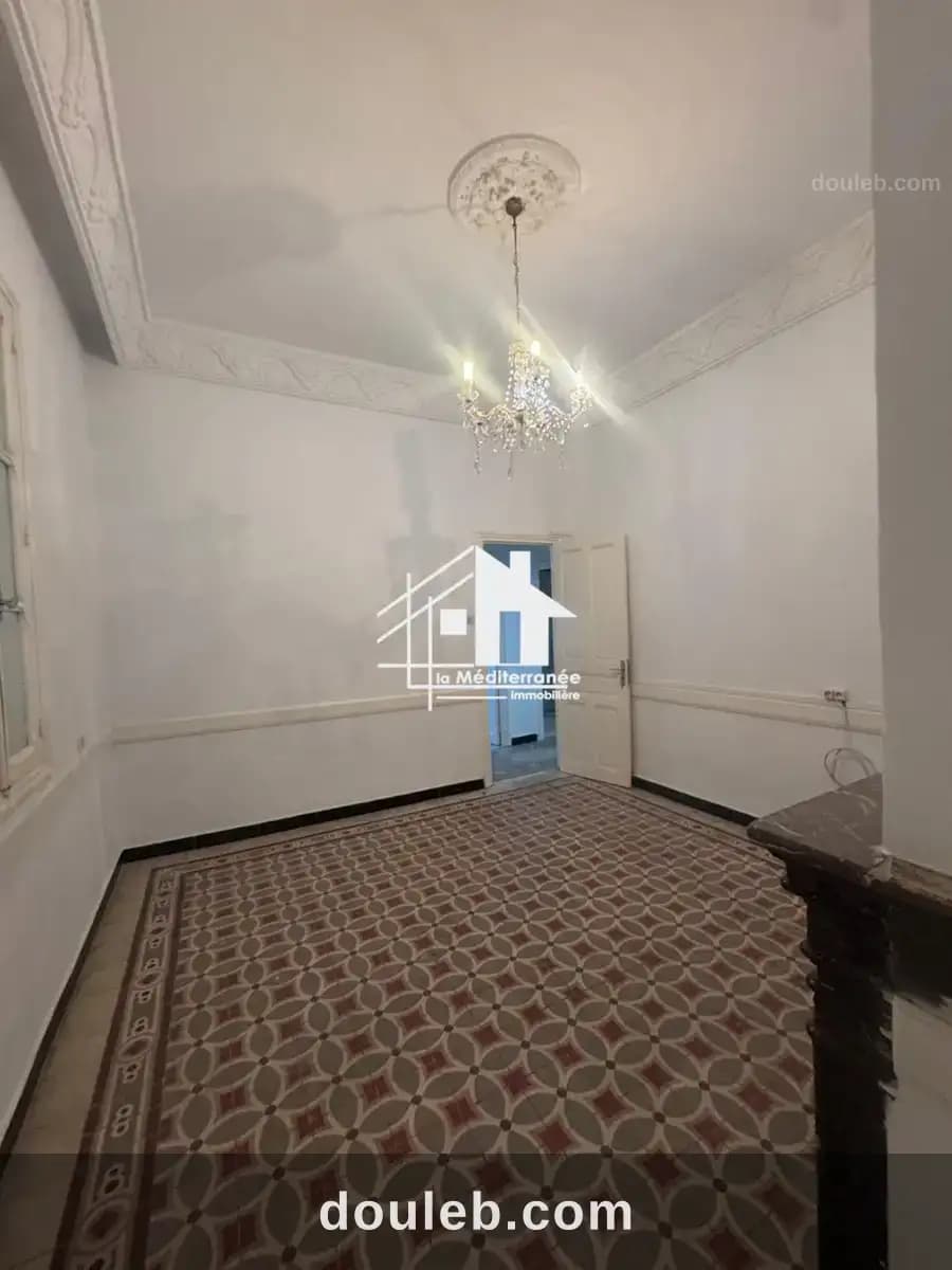 Étage de villa indépendant s3 superficie 500m - Miniature 4