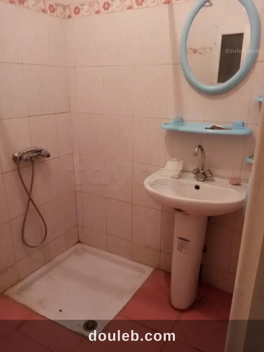 1er étage d'un immeuble de rdc et 2 étages - Photo 1