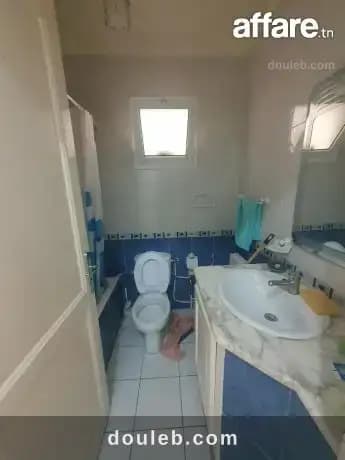 Jolie appartement meublée s2 a cité ennaser - Miniature 4