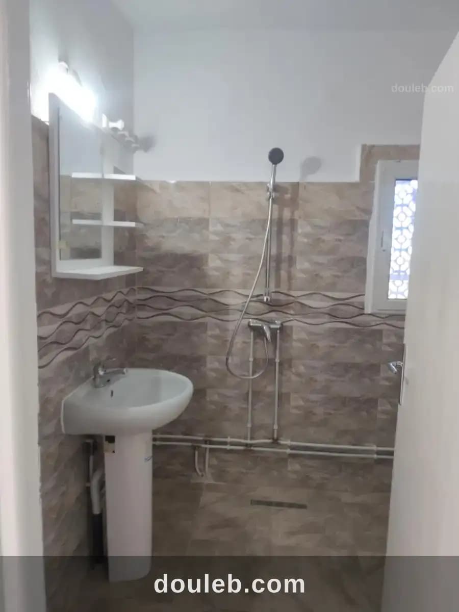 Appartement s2 rénové à radès - Miniature 3
