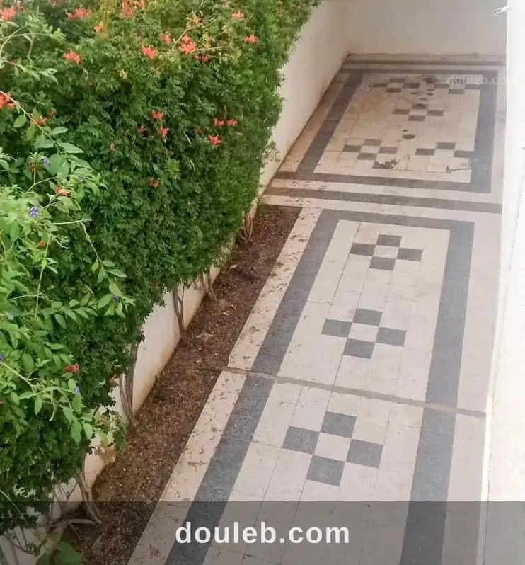 Menzah 8 villa s3 avec jardin et garage - Photo 1