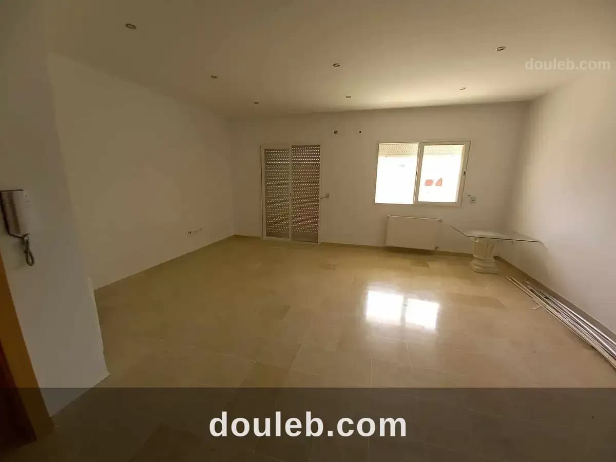 Appartement s3 spacieux bonne orientation - Miniature 3