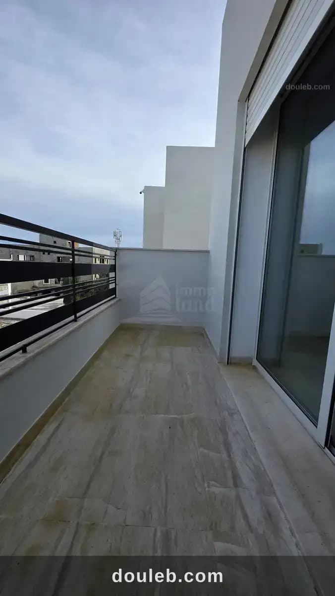 Appartement s2 jamais habité à la soukra - Miniature 4