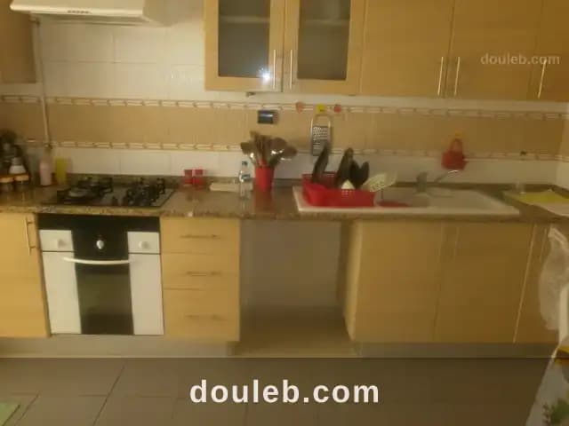 Appartement au premier etage richement meuble - Miniature 4
