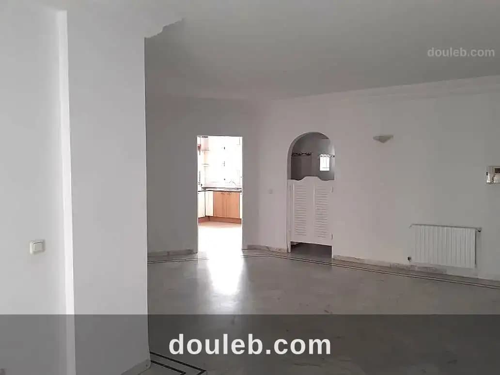 Appartement s3 ennasr 2 pres clinique amilcar - Photo 1