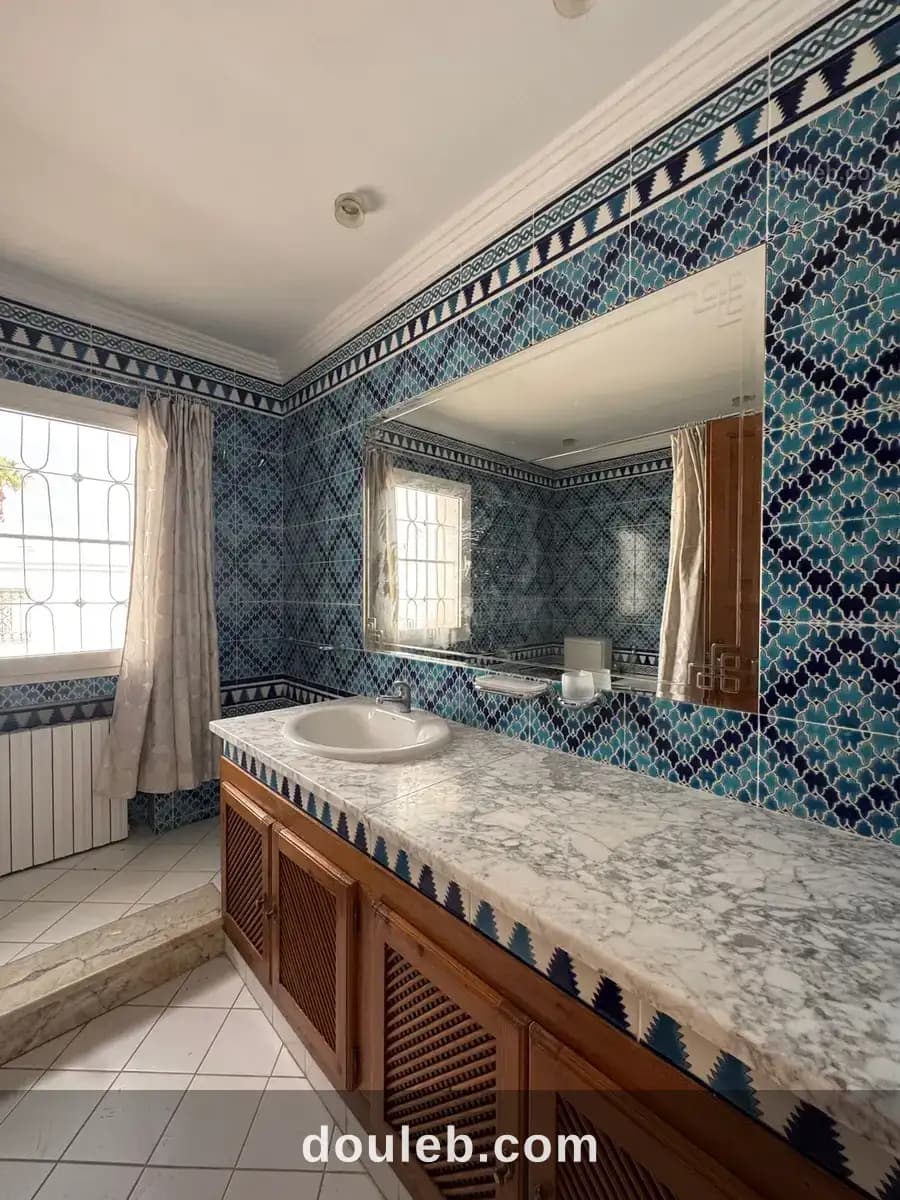 Villa à usage habitation ou bureautique à menzah 9 - Miniature 4
