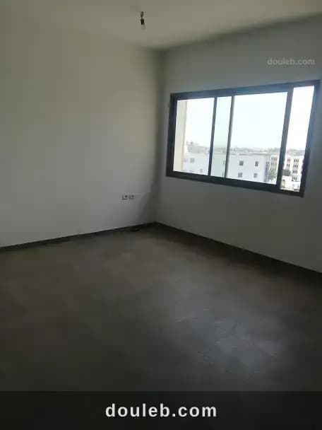 Bureau 130 m2 hall plus 3 à charguia 2 - Miniature 3