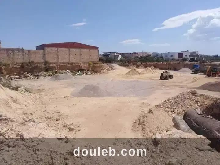 Terrain nu pour projet industriel ou autre - Miniature 2