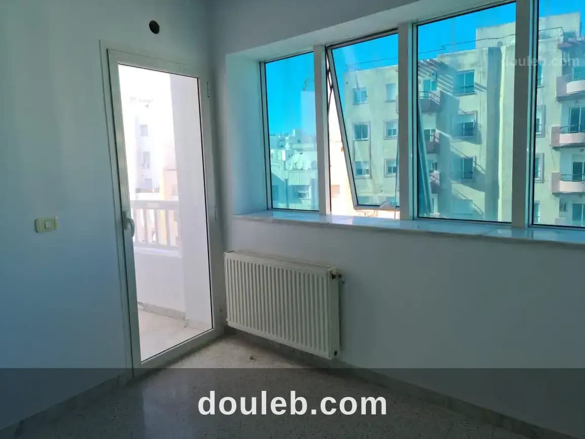 Appartement s 3 cité nasr - Miniature 2