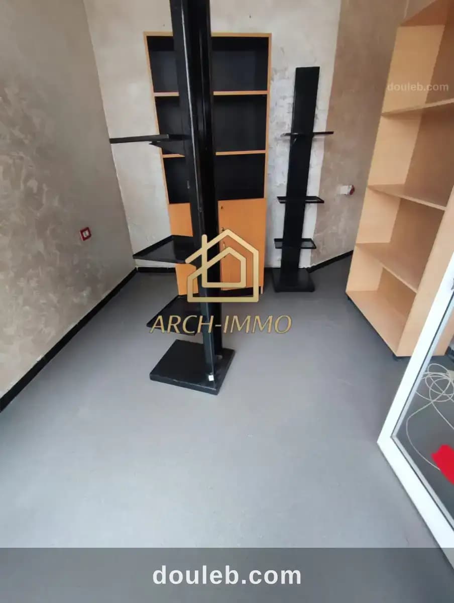 Local commercial - Photo 1