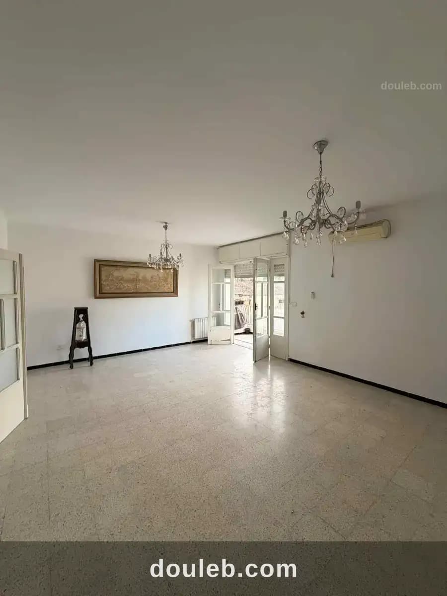 Appartement spacieux cité les roses - Photo 1