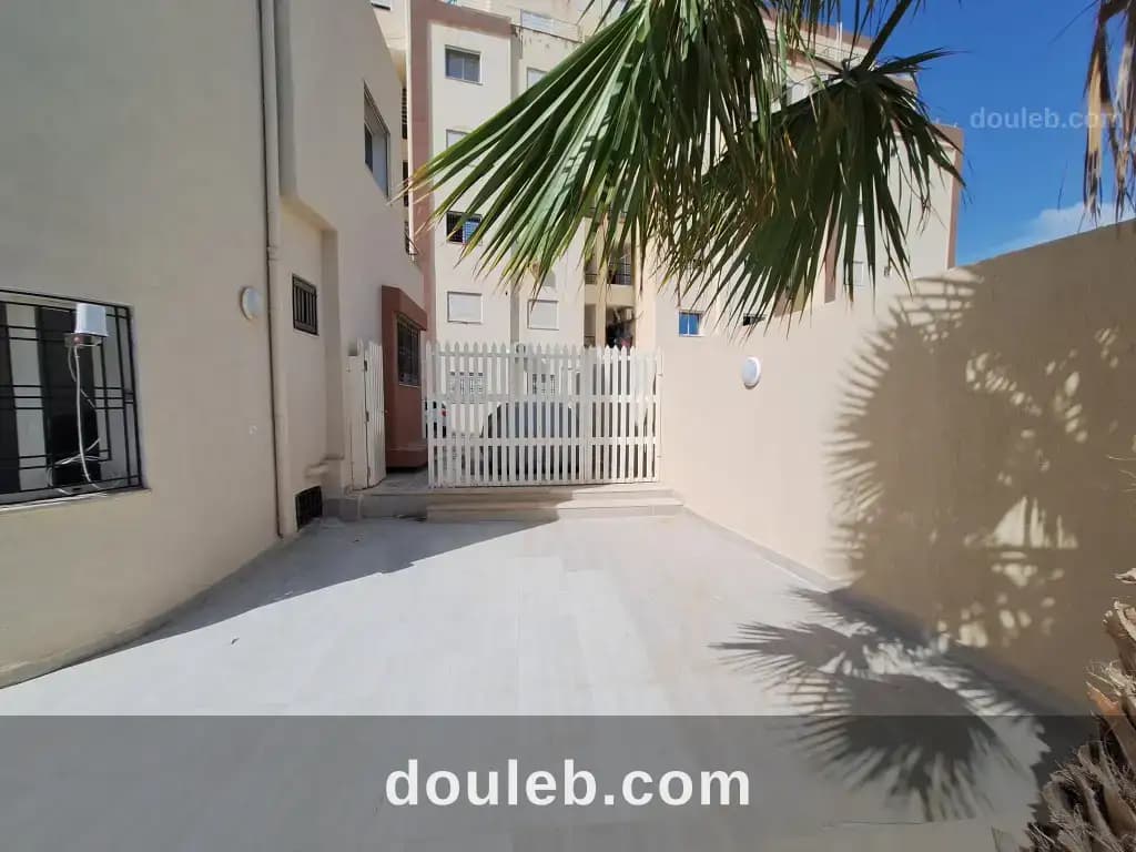 Triplex unique à el ghazela s4 s1 et terrasse - Miniature 3
