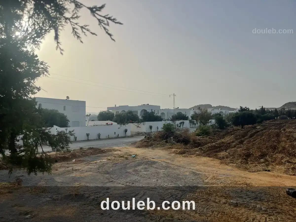 Un lot de terrain de 3200 m2 a monchar - Miniature 2