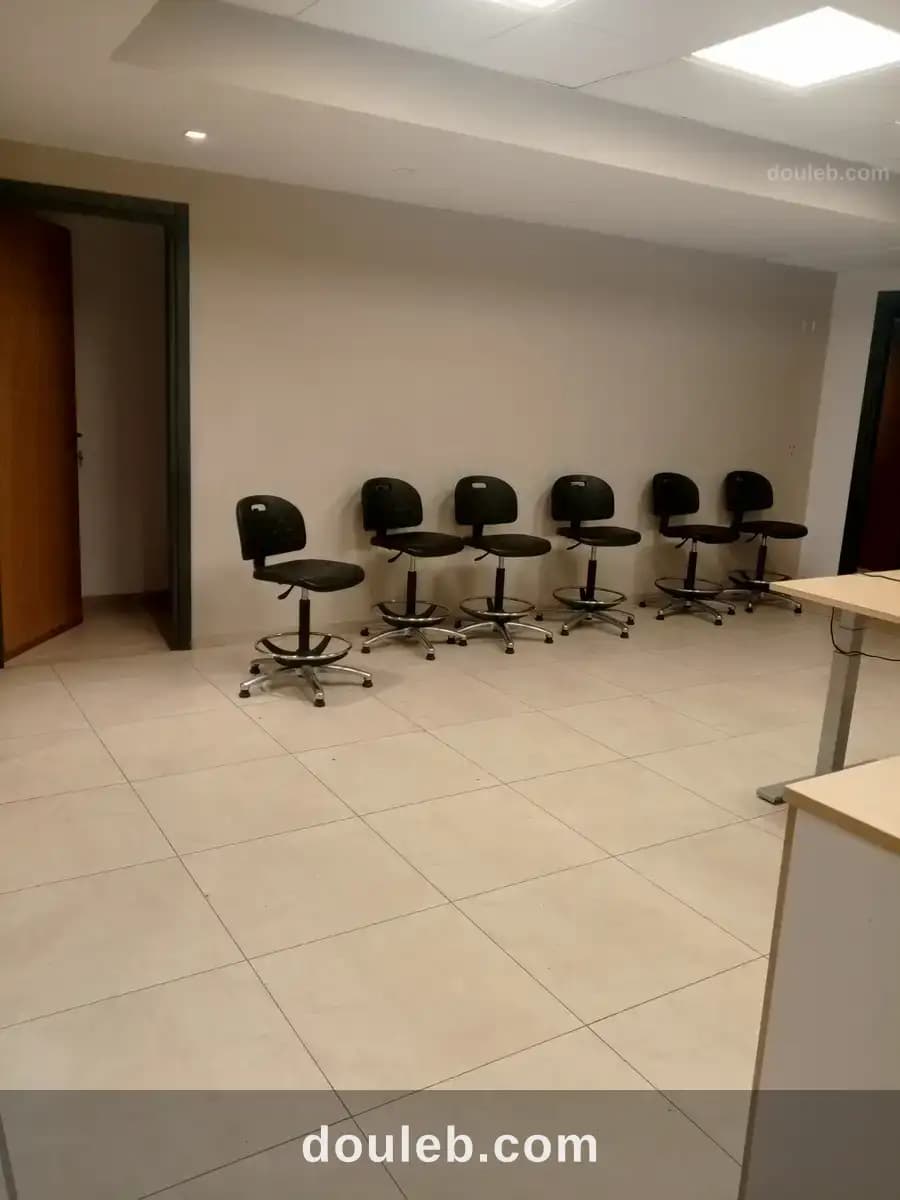 Un grand bureau lux neuf - Photo 1