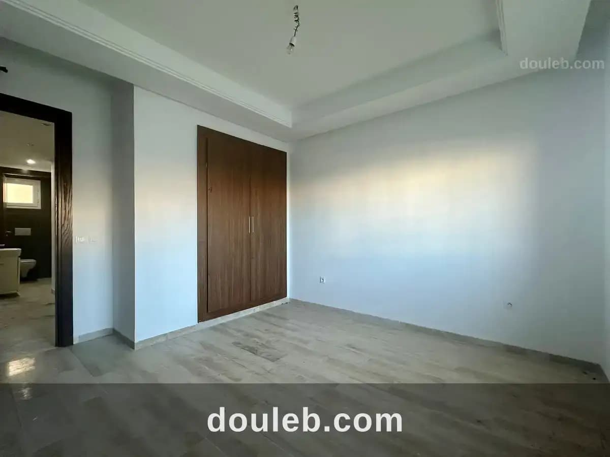 Appartement s2 hs avec jardin à cité ennasr - Miniature 3