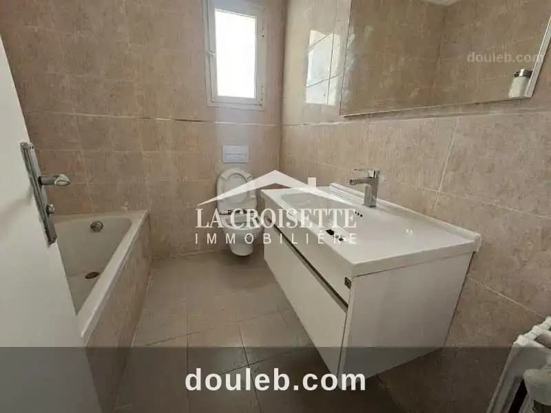 Duplex s5 avec piscine à la marsa zvl0066 - Miniature 5