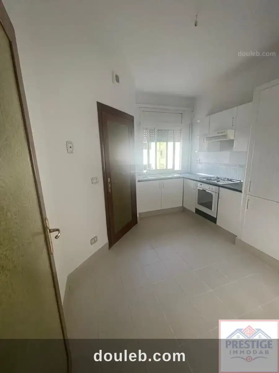 Lac 1 s2 avec ascenseur habitation ou bureaux - Miniature 2