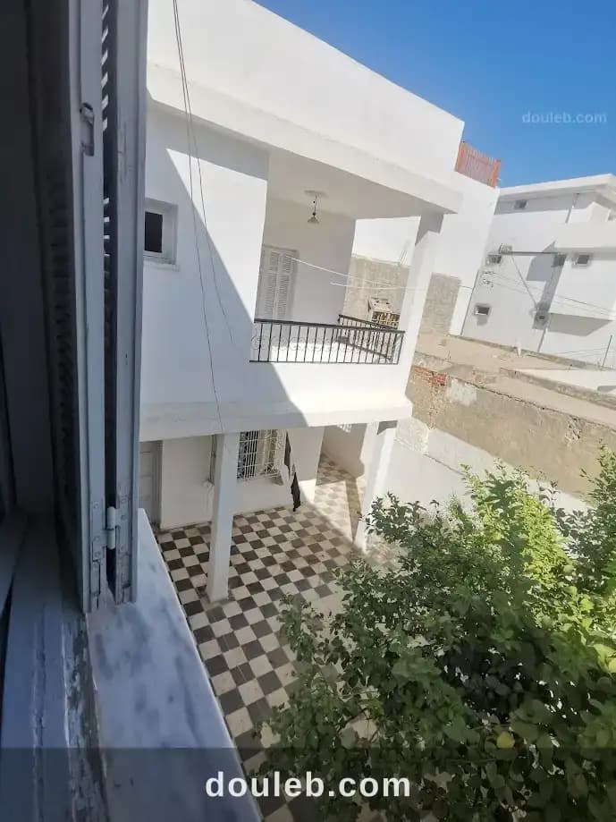 Maison à cité riadh sousse 2 étage plus garage - Miniature 2