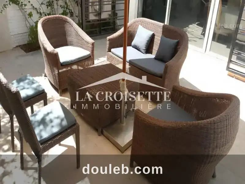 Duplex s3 meublé avec jardin à gammarth mdl0005 - Miniature 2