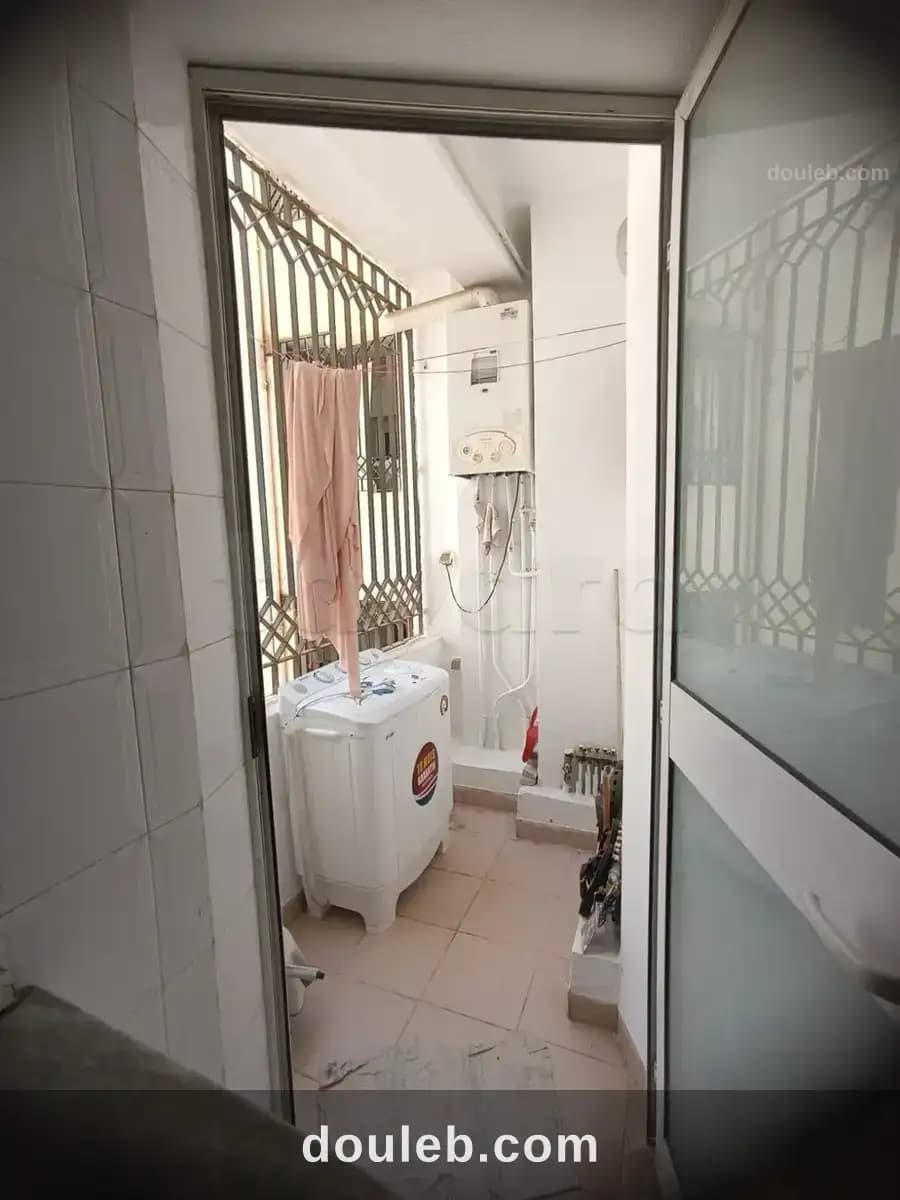 Un coquet appartement s2 à ennasr2 - Miniature 5