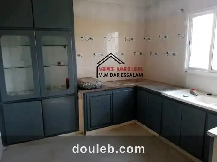 Maison indépendante avec deux grages - Miniature 4