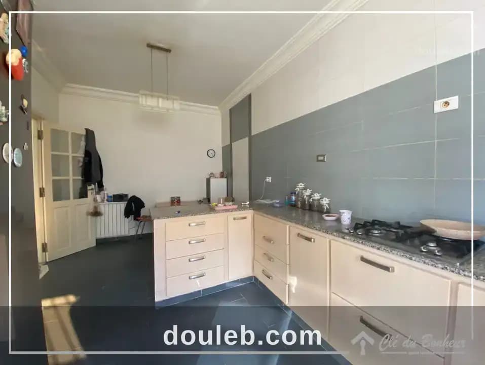 Un beau duplex à ras jdir la soukra - Miniature 3