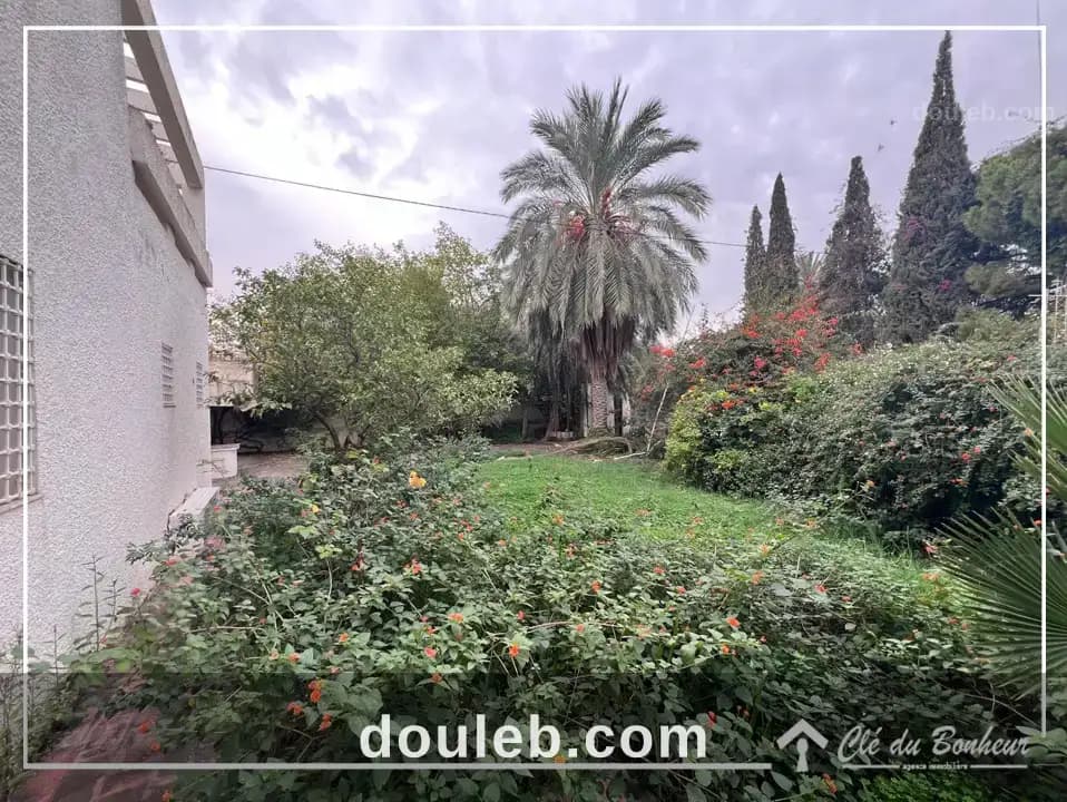 Une superbe villa à ariana - Miniature 2