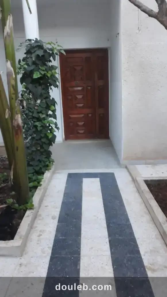 Maison avec jardin - Miniature 2