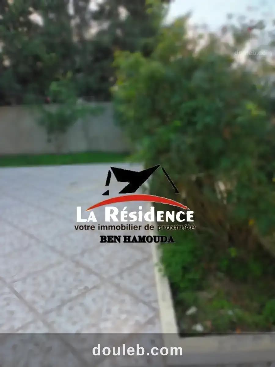 Maison avec jardin à corniche bizerte à Bizerte