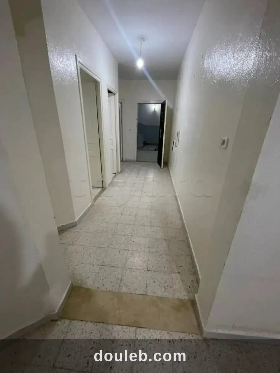 Etage de villa s2 à Ariana