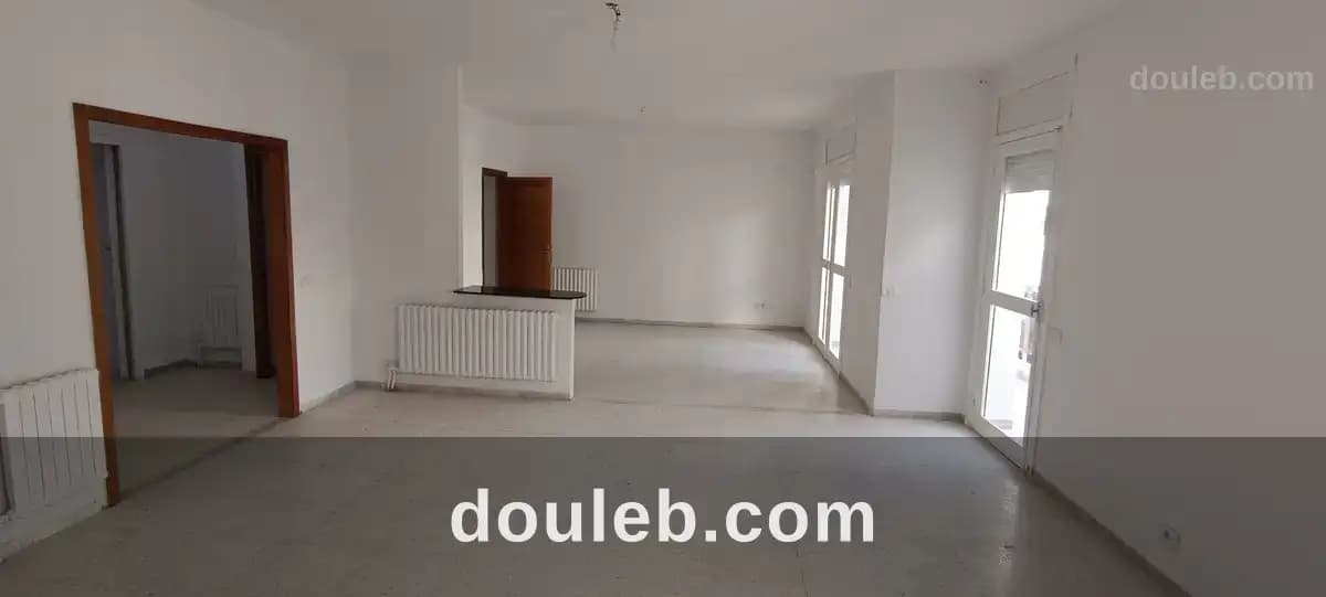 Vaste appart s3 au premier etage - Miniature 5