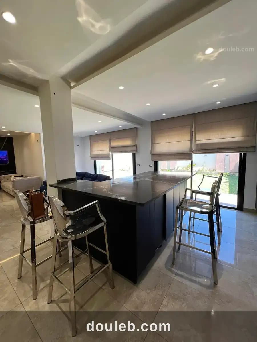 Villa luxueuse à la soukra - Miniature 3
