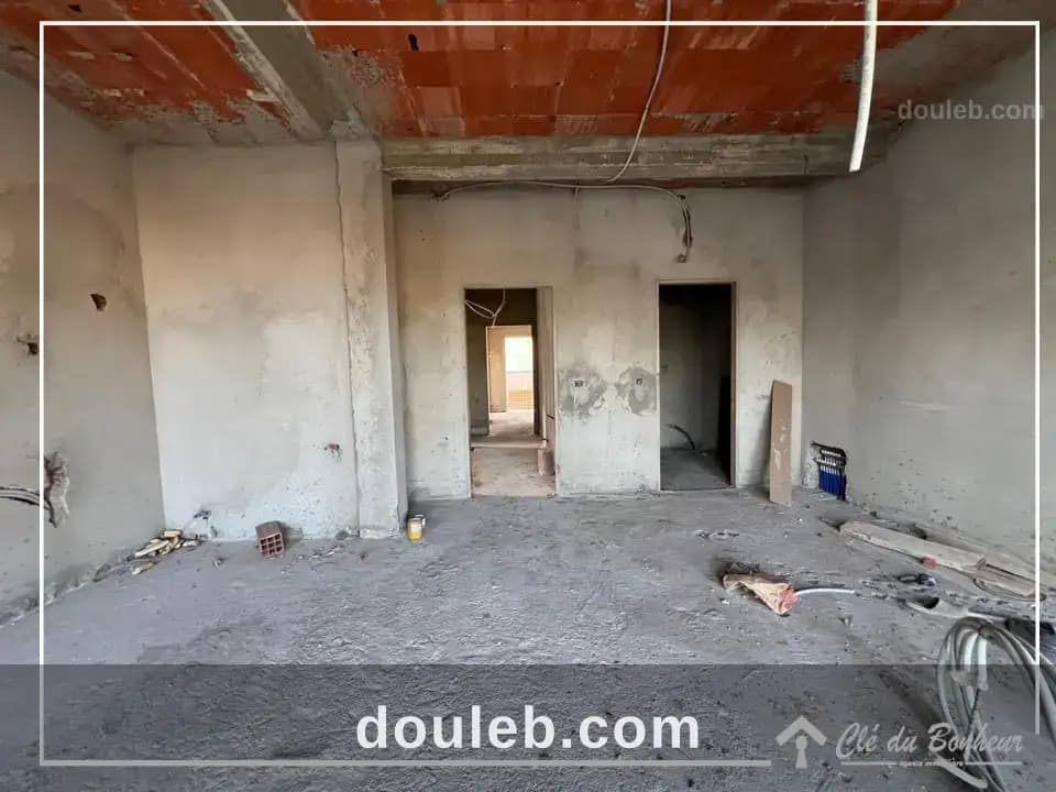 Deux villas inachevées à rue du parc - Miniature 4