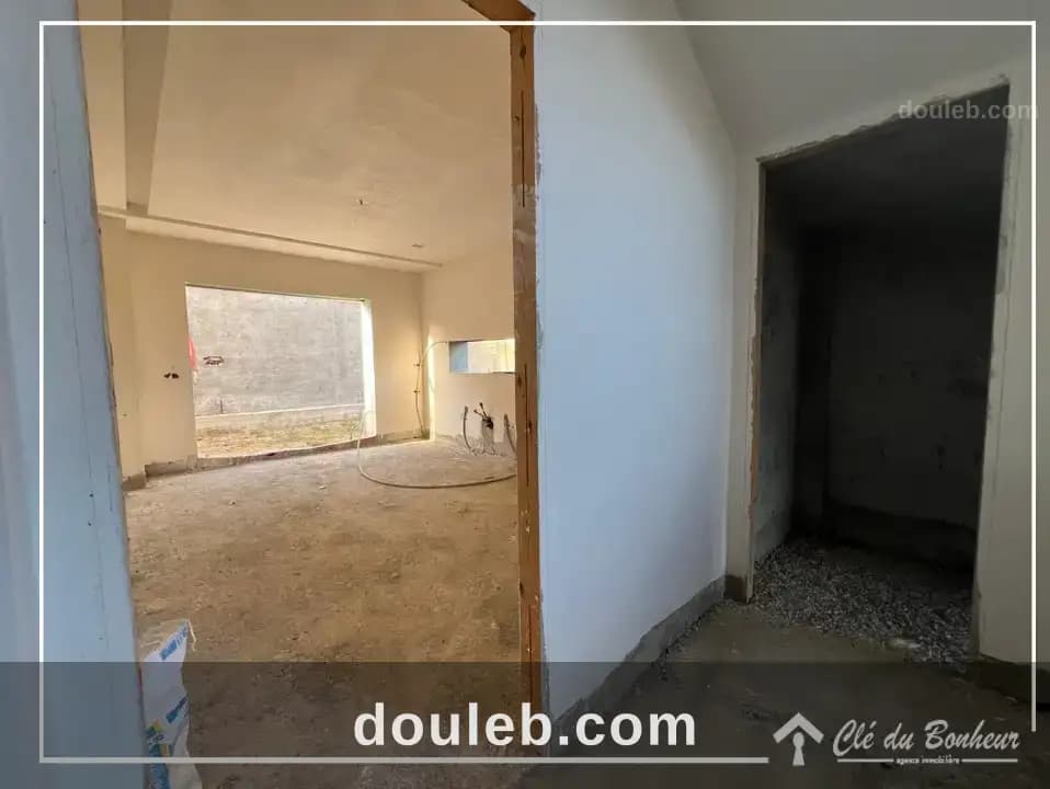 Deux villas inachevées à rue du parc - Miniature 5