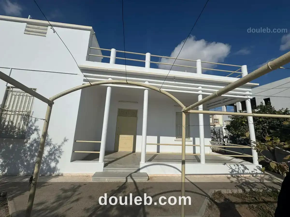 Maison indépendante 3 chambres à Sfax