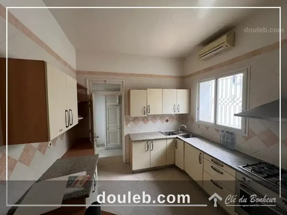 Villa plain pied spacieuse - Miniature 3