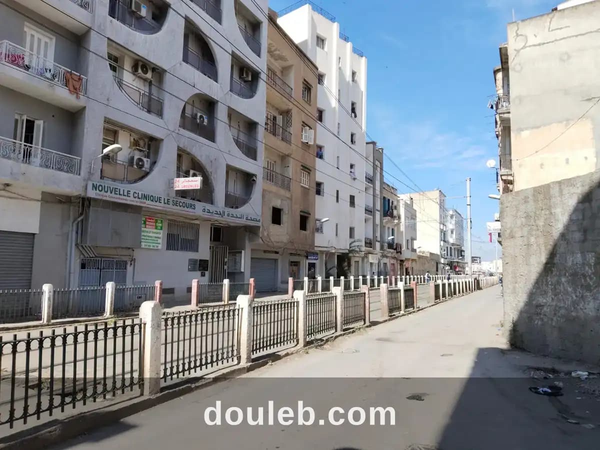 Bab khadra vnt immeuble r5 - Miniature 2